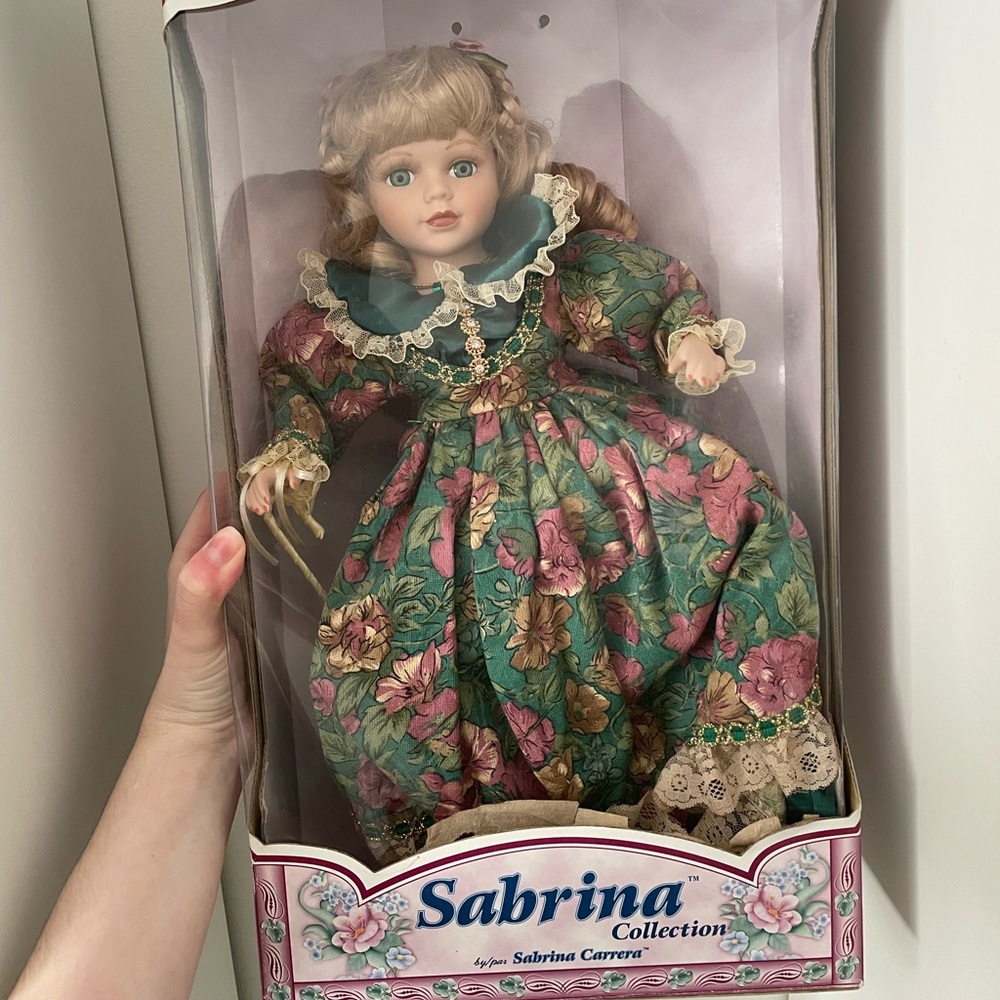 - Special Edition Sabrina Porcelain Doll 1998 doll